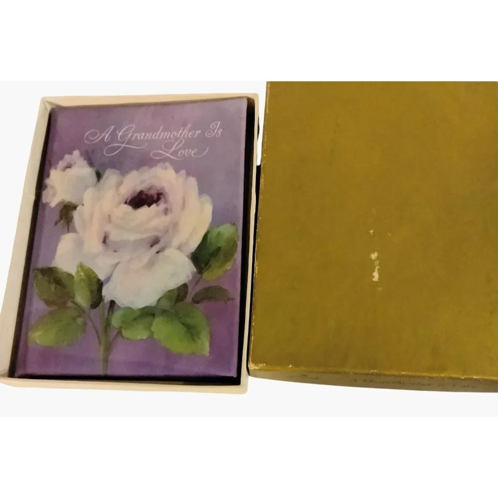 A Grandmother Is Love Keepsake Book Hallmark Box Floral Design Gift
